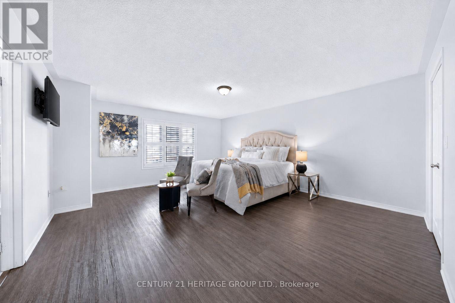 182 RICHARDSON CRESCENT - 25