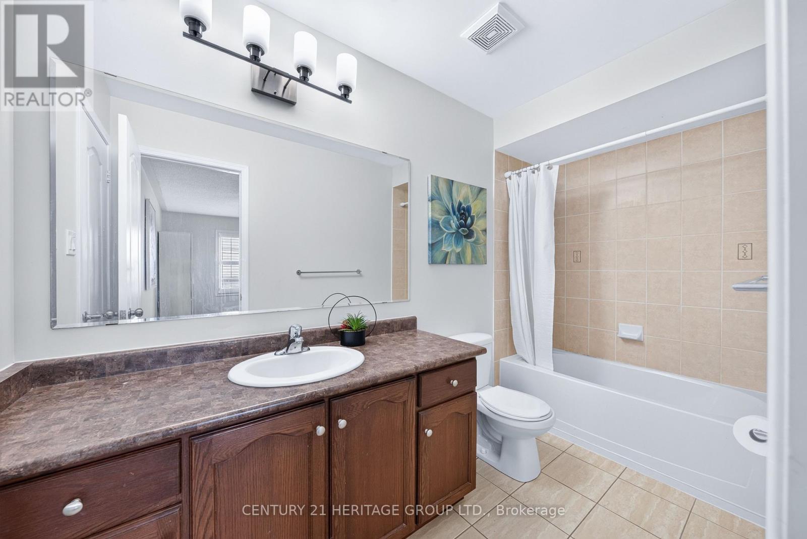 182 RICHARDSON CRESCENT - 33