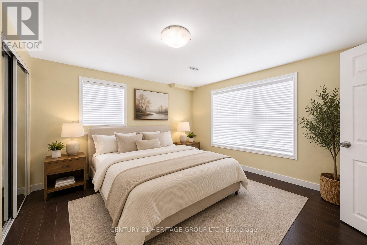 182 RICHARDSON CRESCENT - 45