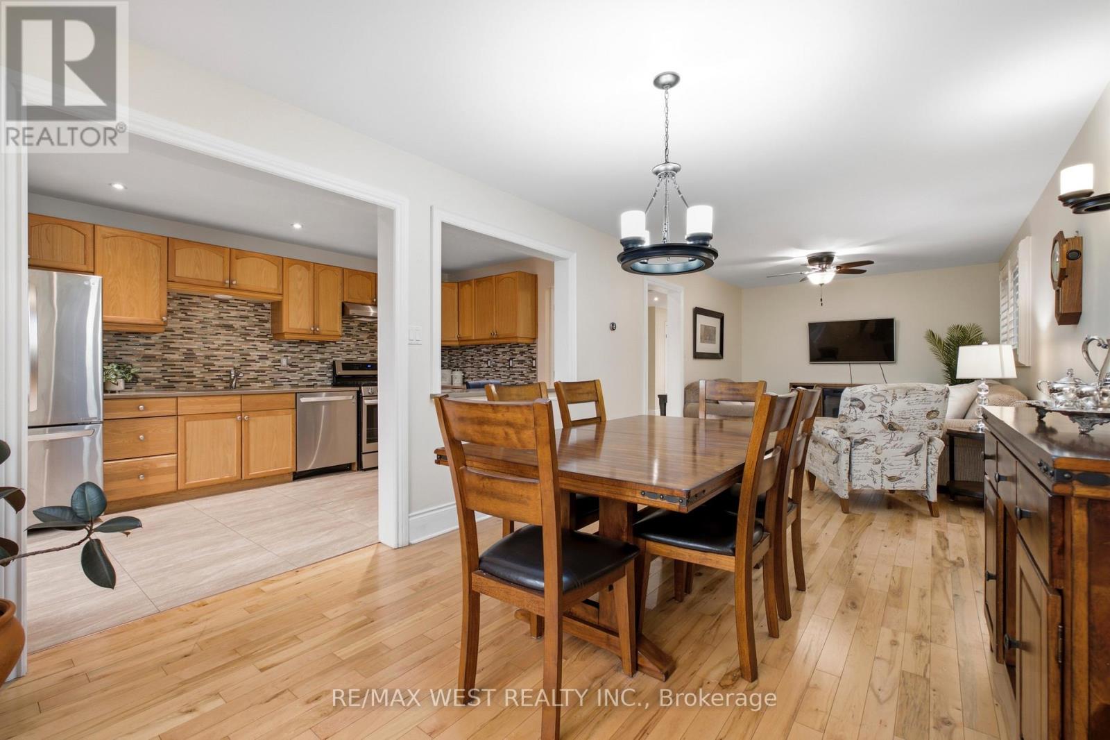 466 BRITANNIA AVENUE - 13