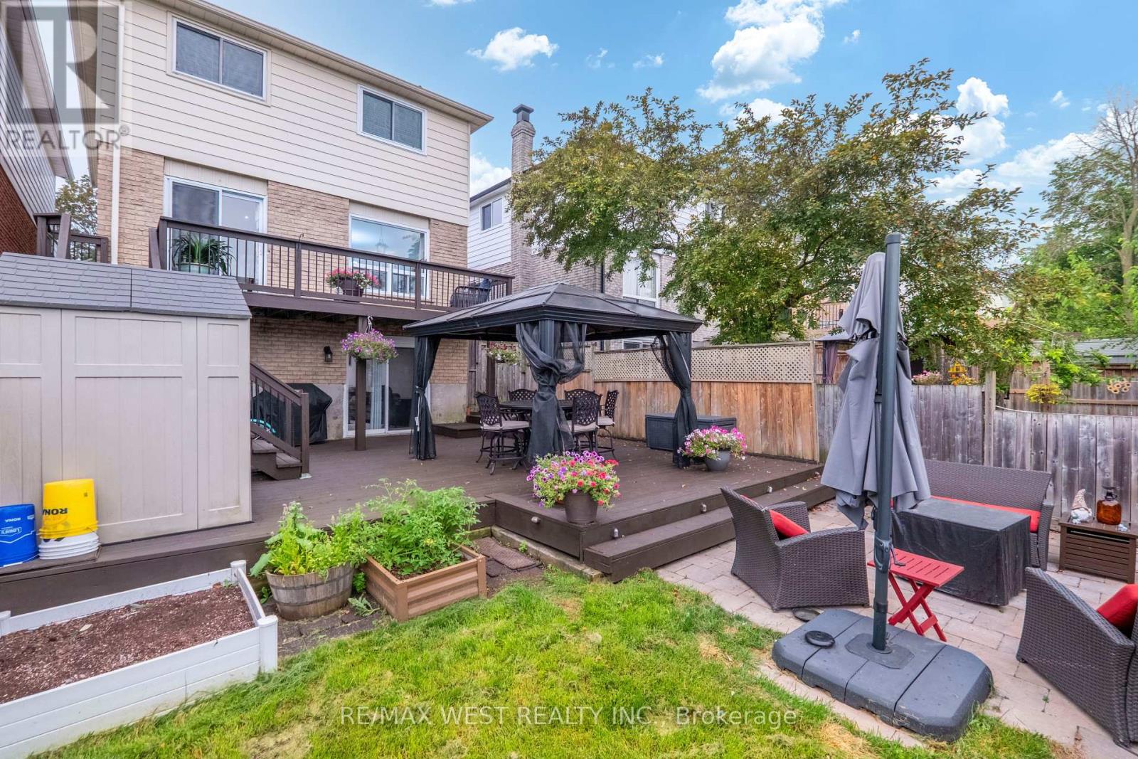 466 BRITANNIA AVENUE - 27