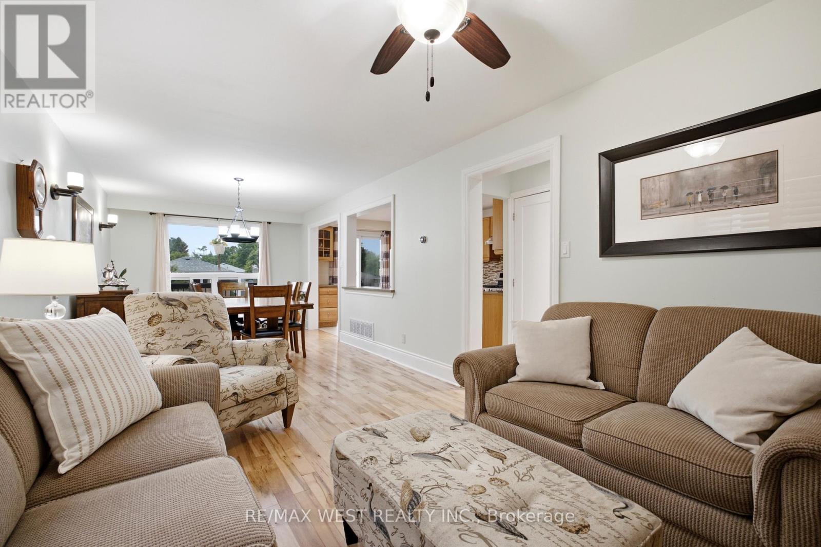 466 BRITANNIA AVENUE - 7