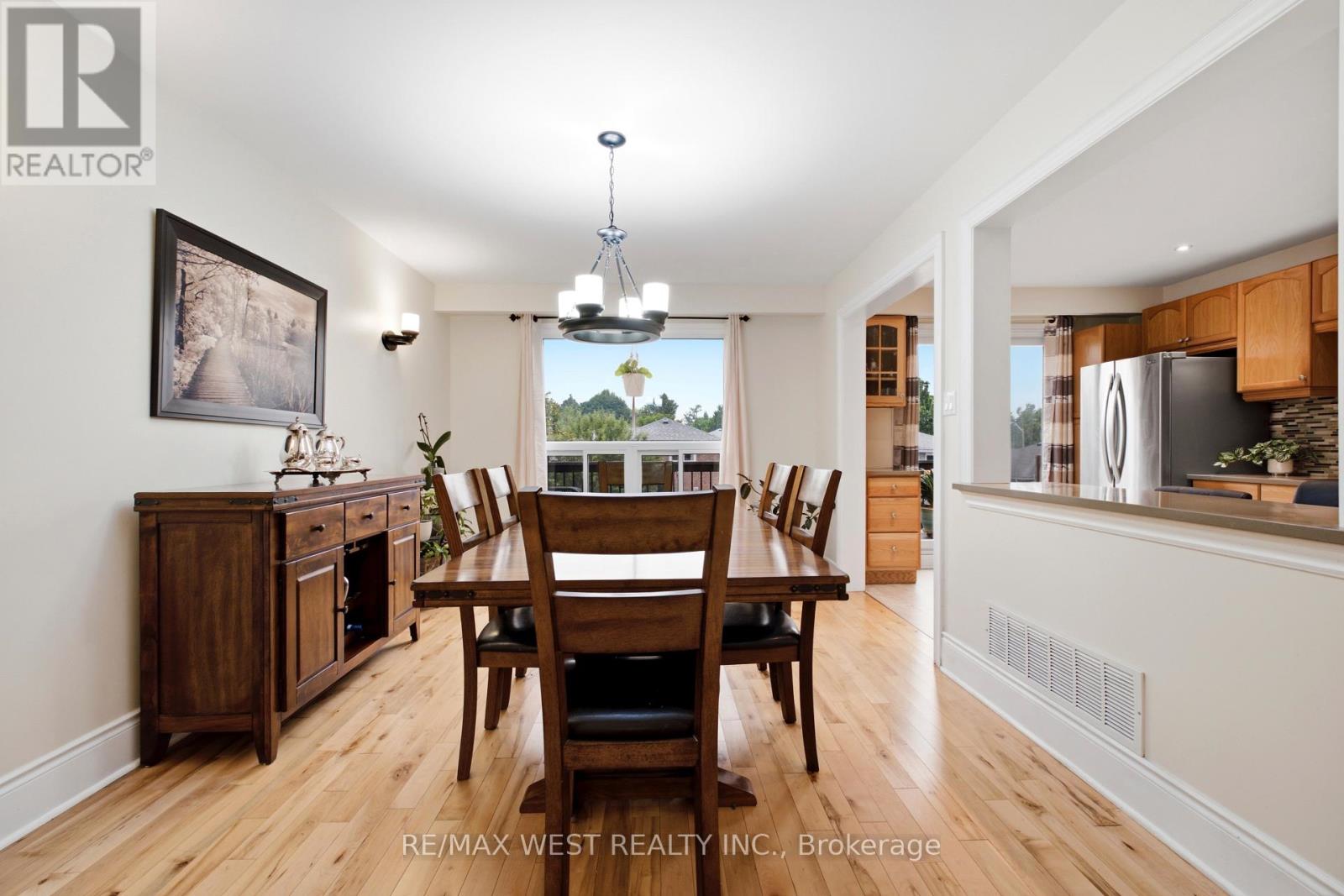 466 BRITANNIA AVENUE - 8