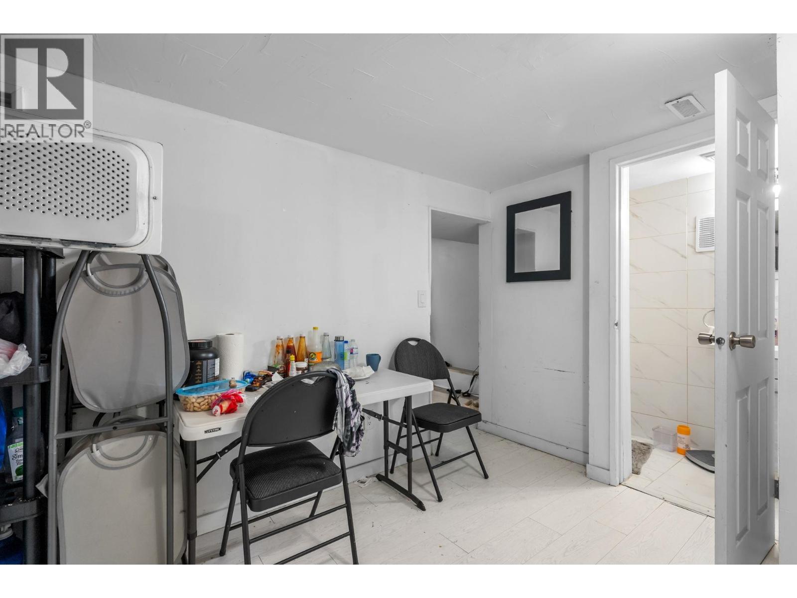 1315 PITT RIVER ROAD, Port Coquitlam