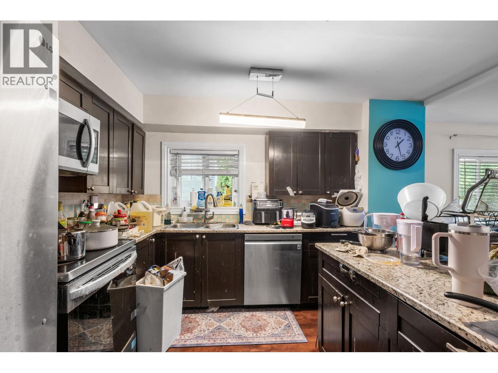 1315 PITT RIVER ROAD, Port Coquitlam