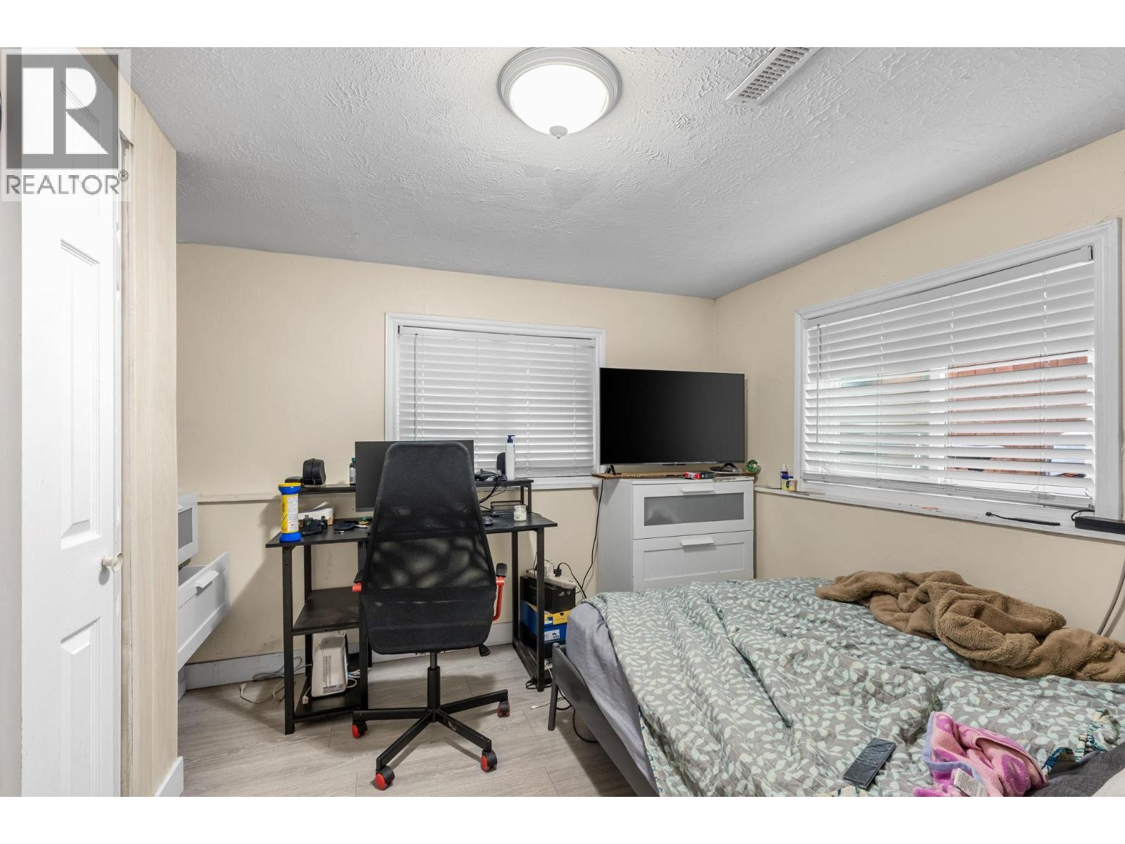 1315 PITT RIVER ROAD, Port Coquitlam