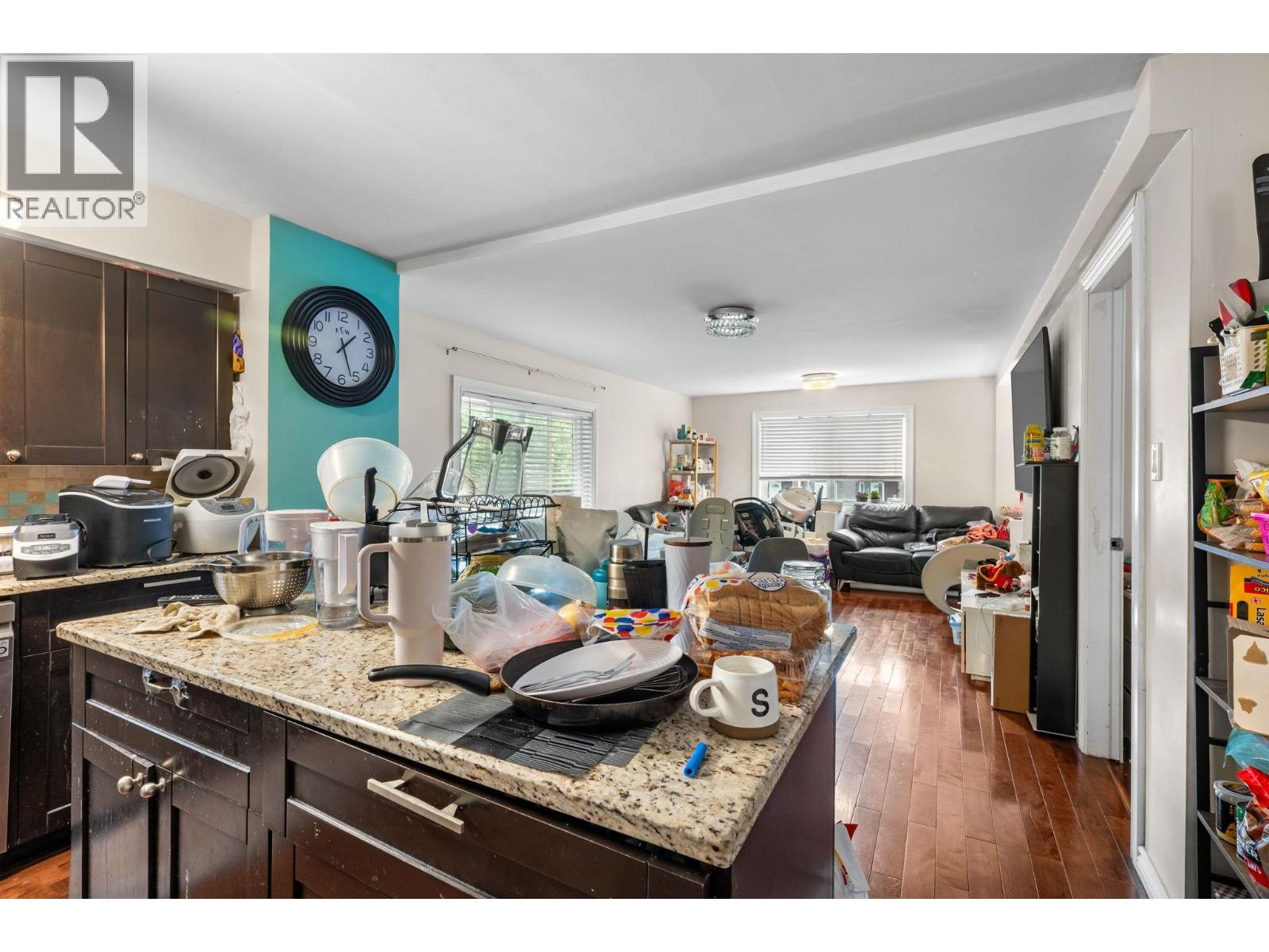 1315 PITT RIVER ROAD, Port Coquitlam