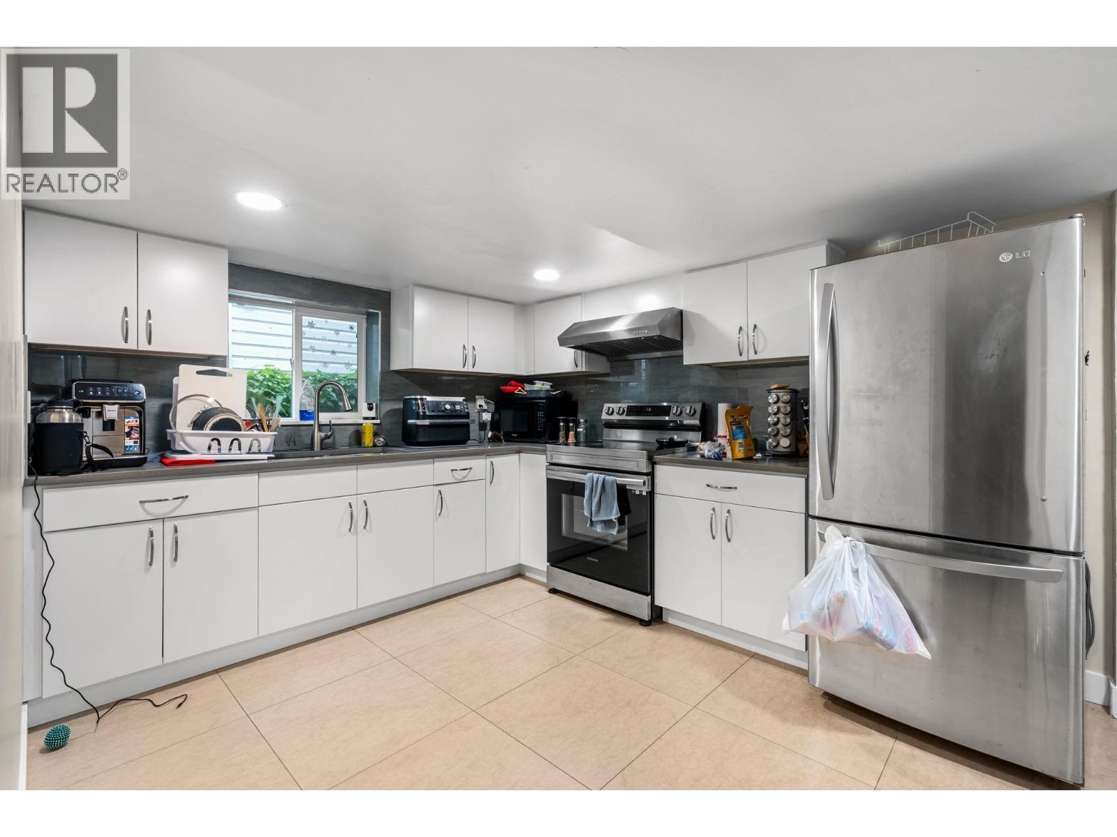 1315 PITT RIVER ROAD, Port Coquitlam