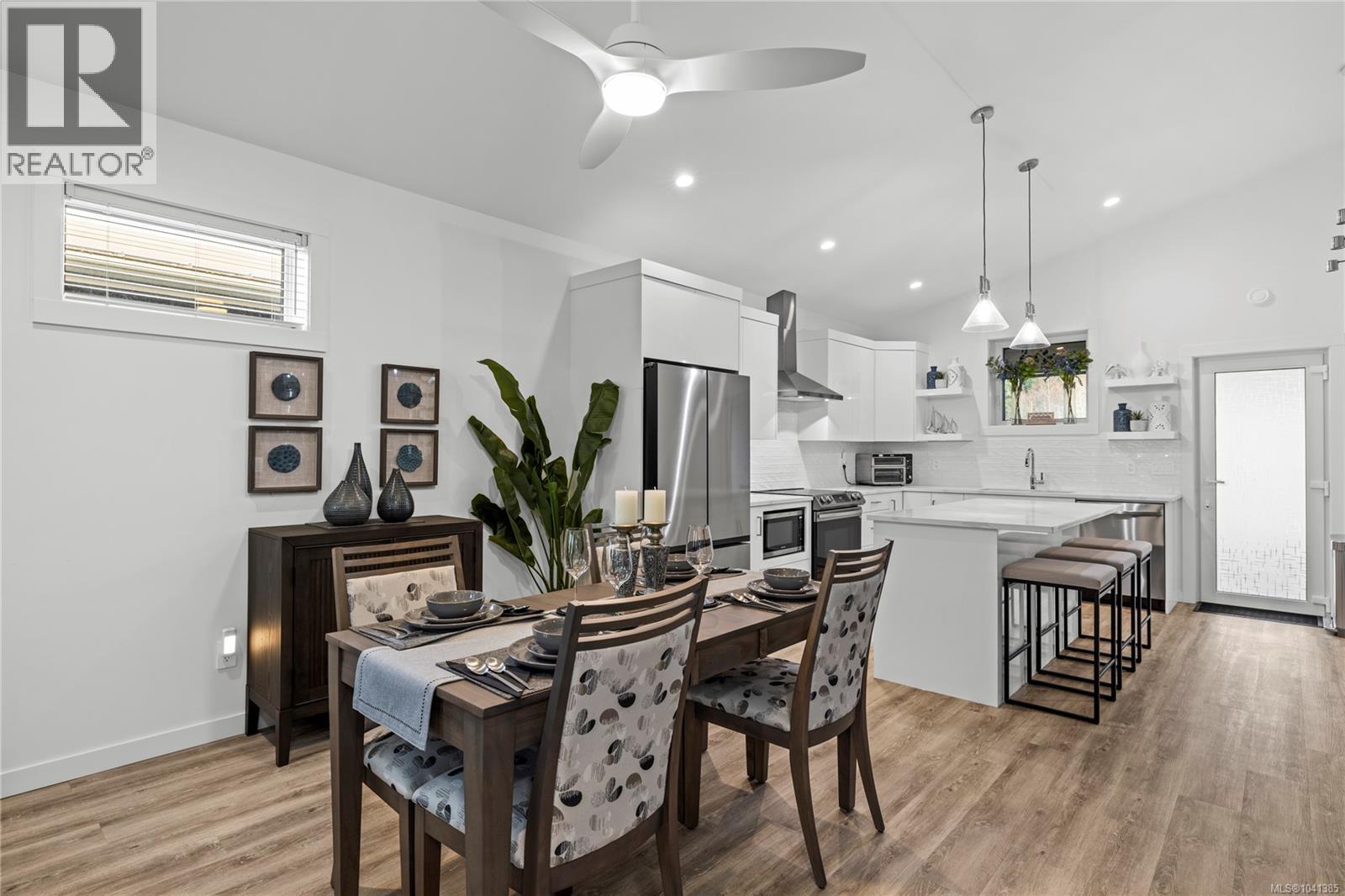 #9 3025 Royston Rd - 6