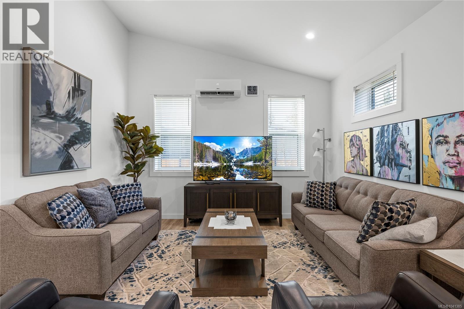 #9 3025 Royston Rd - 4