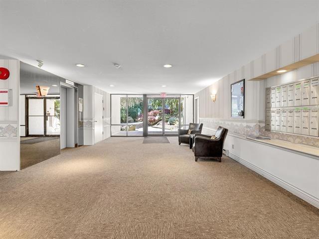 101 1225 MERKLIN STREET, White Rock