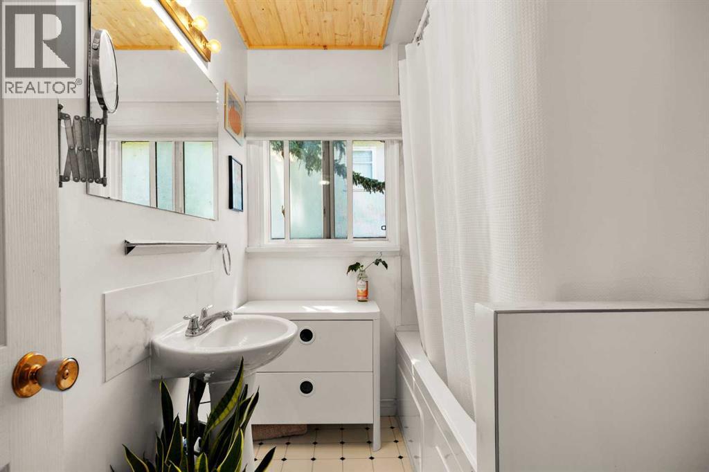 2507 15A Street SW - 14