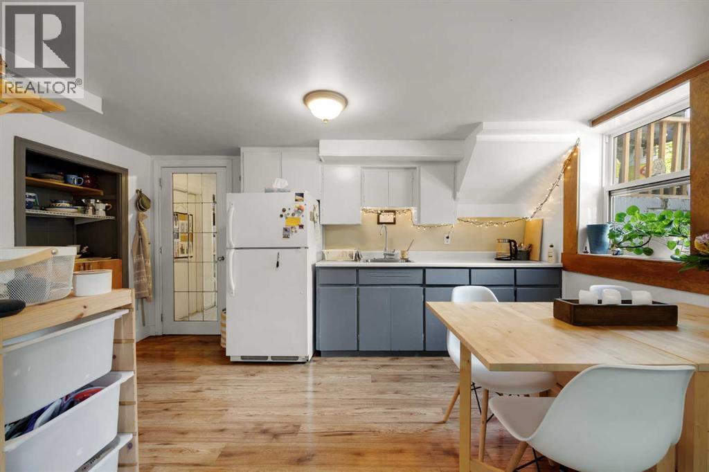 2507 15A Street SW - 19