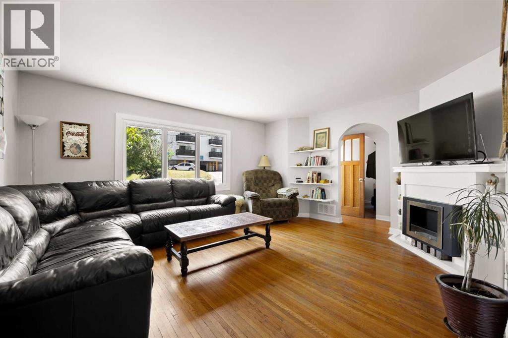 2507 15A Street SW - 6