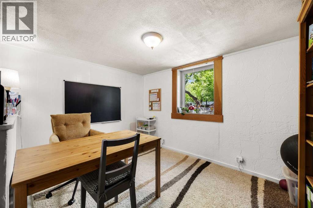 2507 15A Street SW - 24
