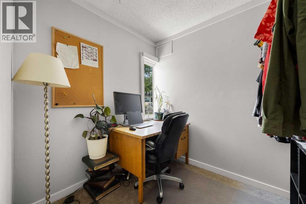 2507 15A Street SW - 15