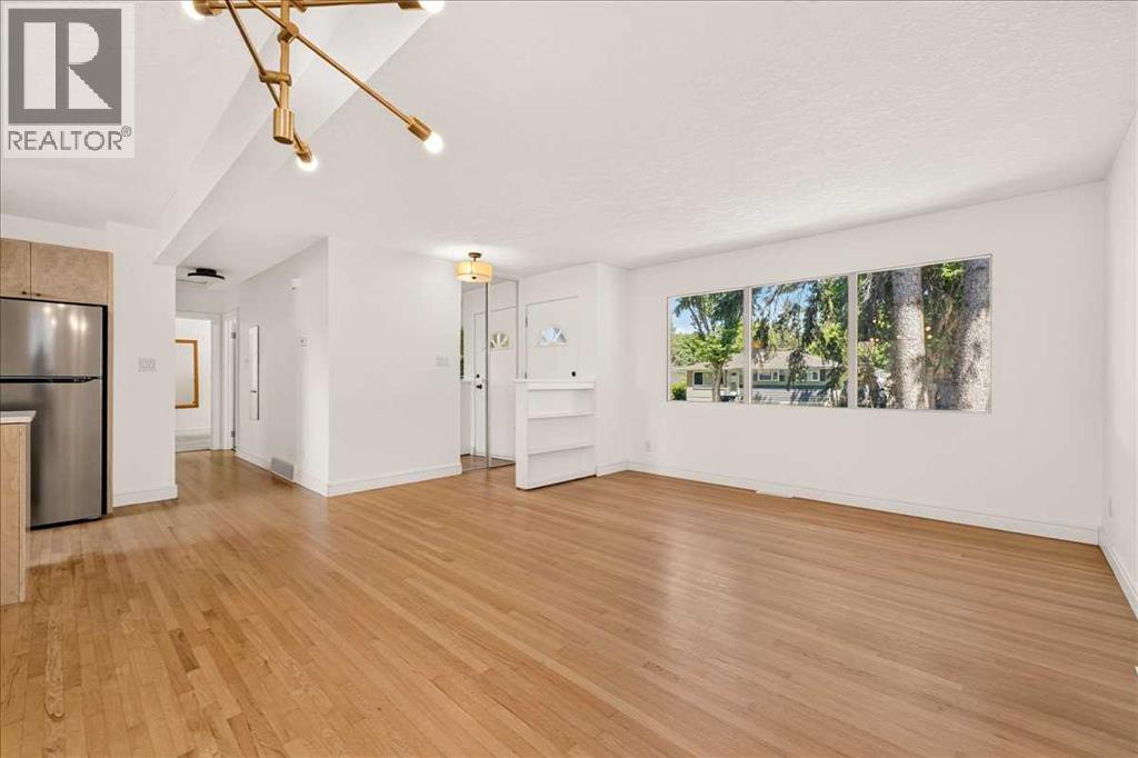 90 Armstrong Crescent SE - 17