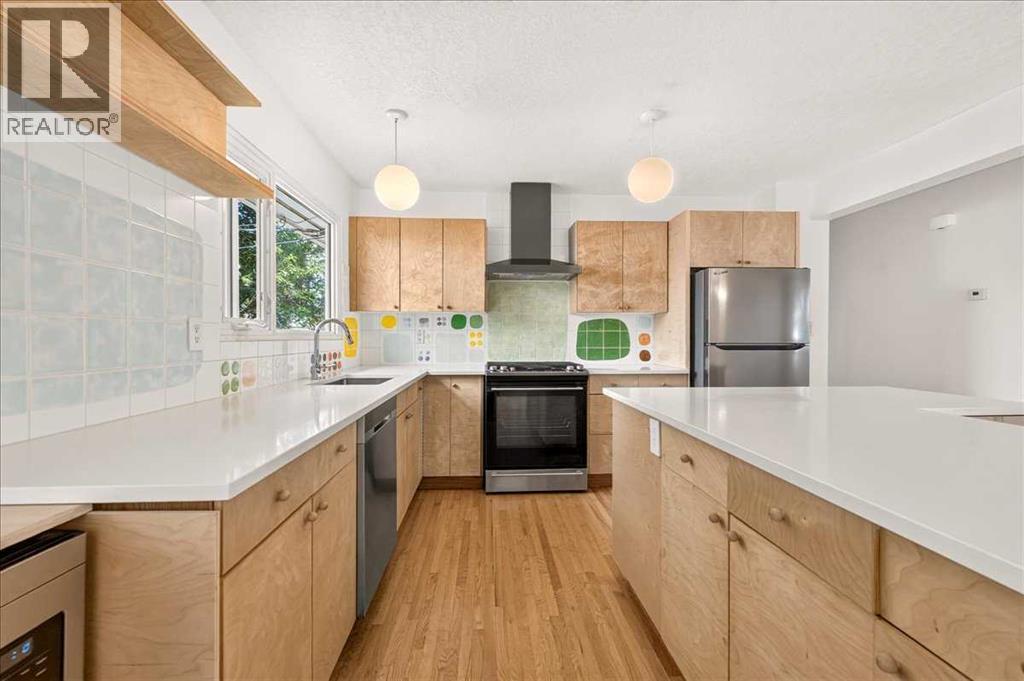 90 Armstrong Crescent SE - 7