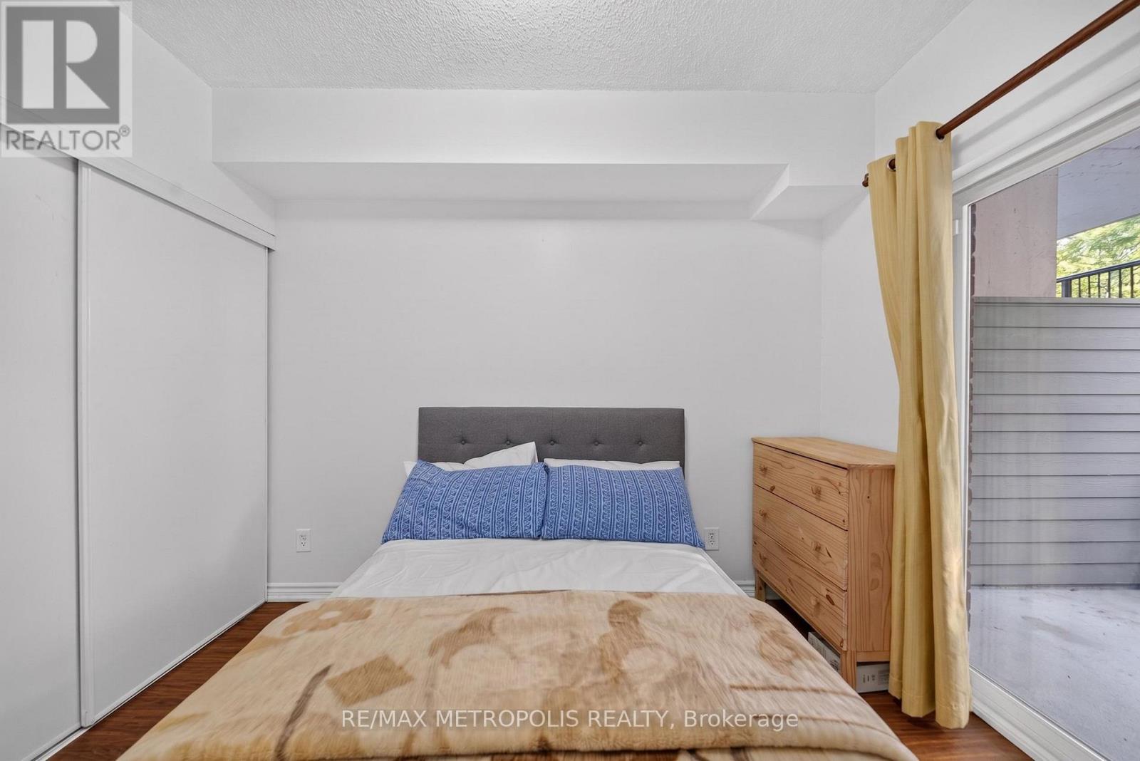#1003 3035 FINCH AVENUE W - 28