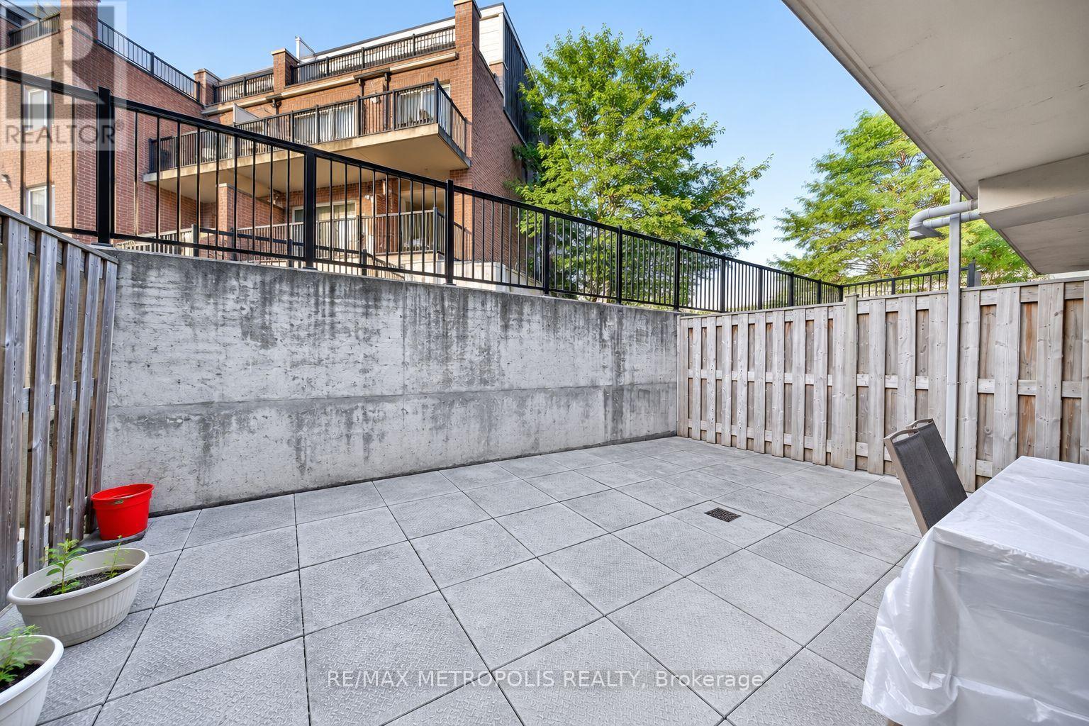 #1003 3035 FINCH AVENUE W - 34
