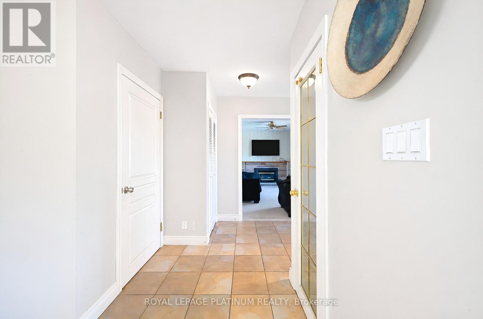 47 PARKVIEW PLACE - 18