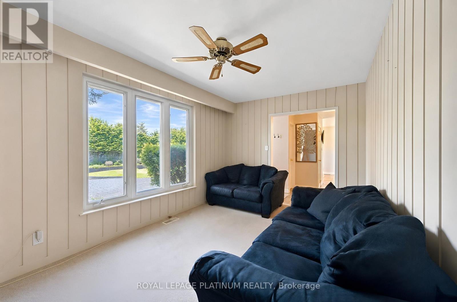47 PARKVIEW PLACE - 22