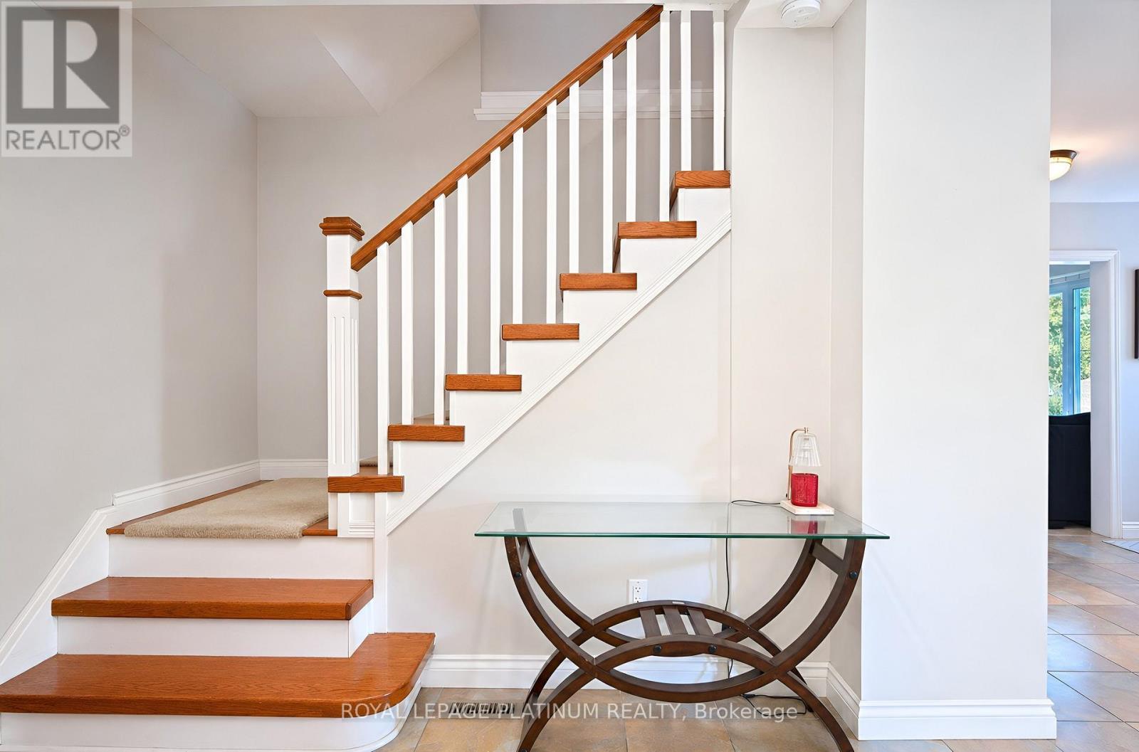 47 PARKVIEW PLACE - 25