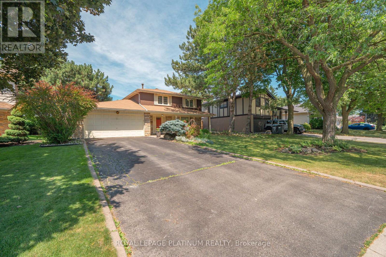 47 PARKVIEW PLACE - 3