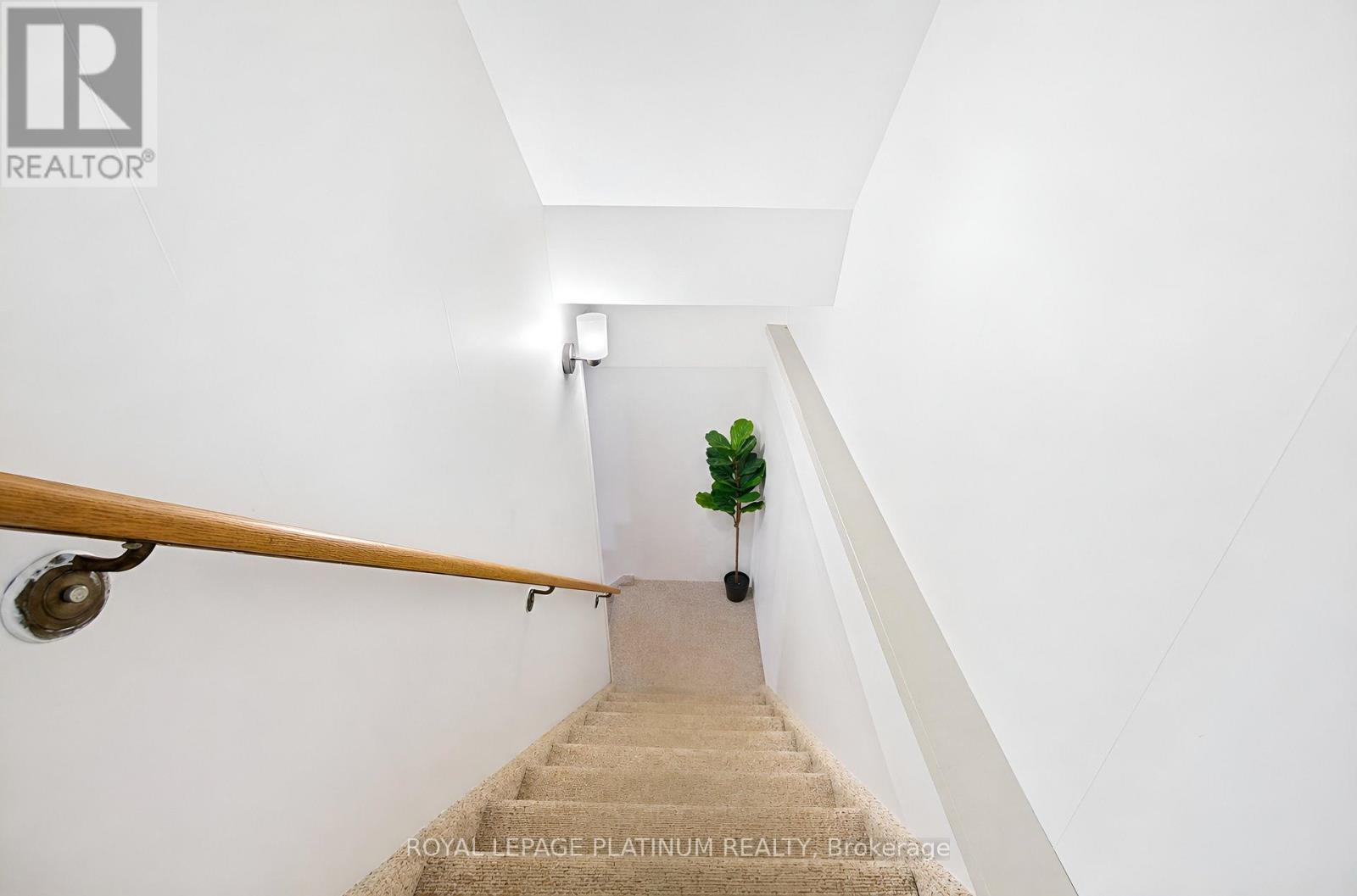47 PARKVIEW PLACE - 37