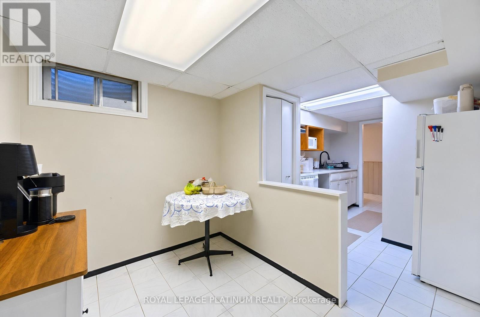 47 PARKVIEW PLACE - 42