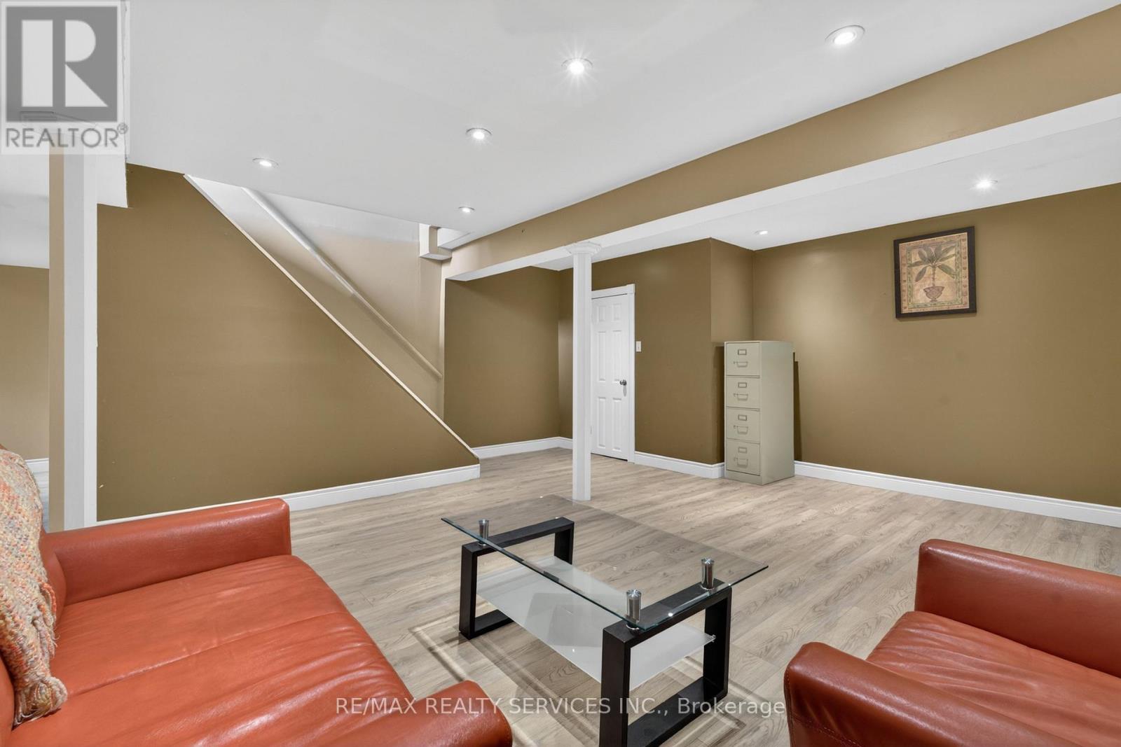 70 HUNTER ROAD - 28