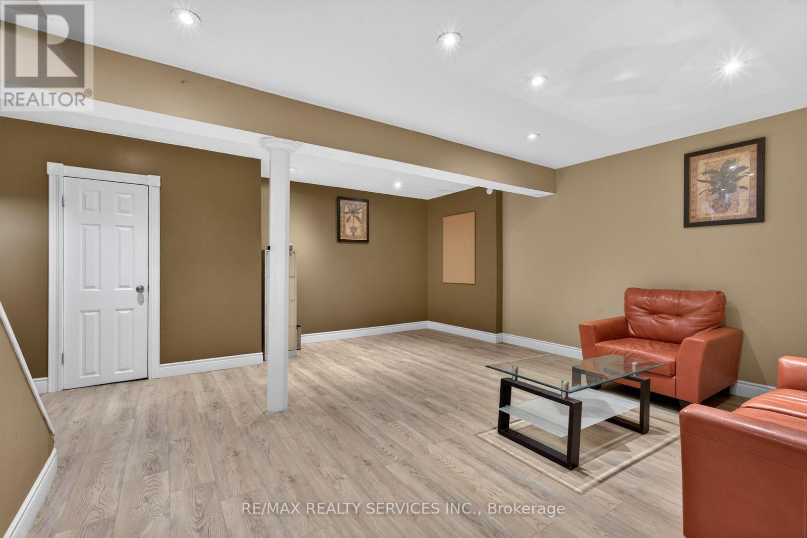 70 HUNTER ROAD - 29