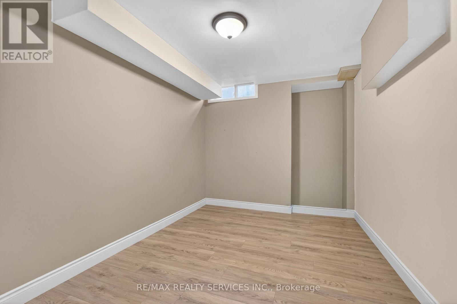 70 HUNTER ROAD - 31