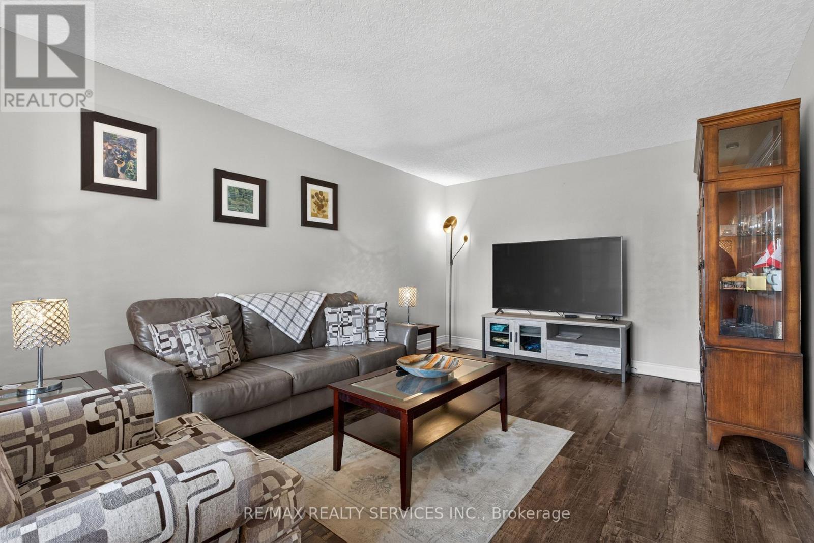 70 HUNTER ROAD - 7