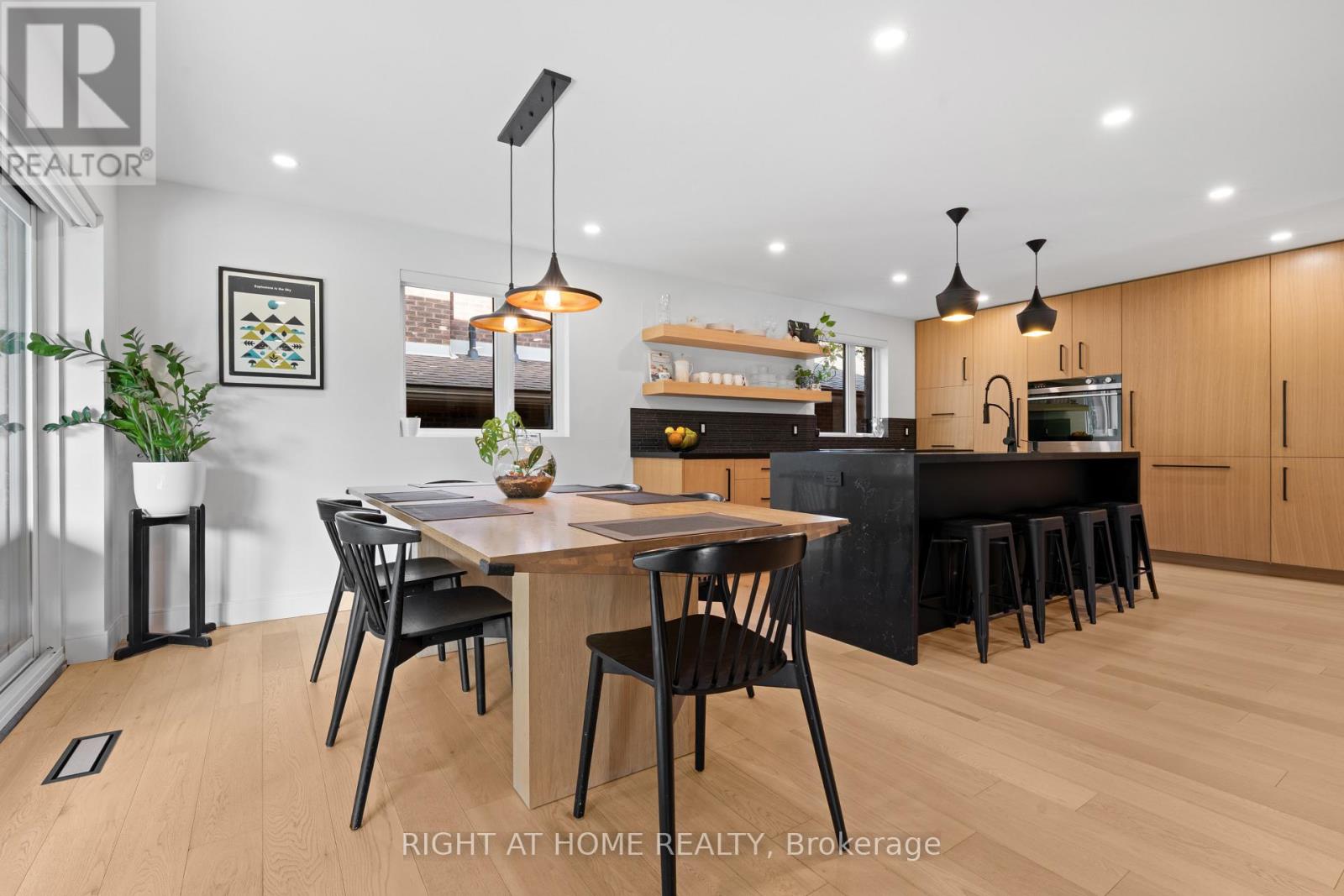 10 WINGROVE HILL - 13