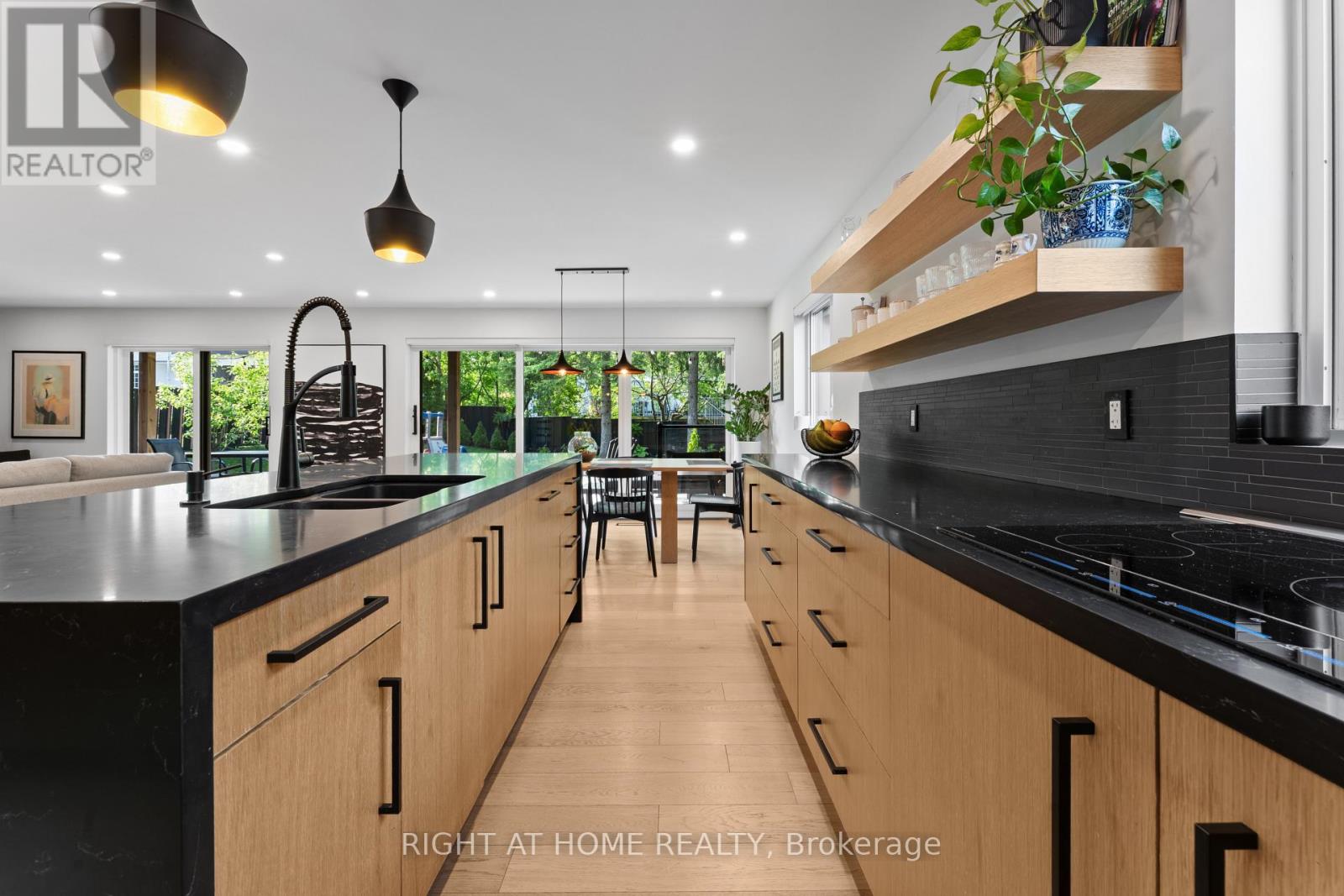 10 WINGROVE HILL - 17