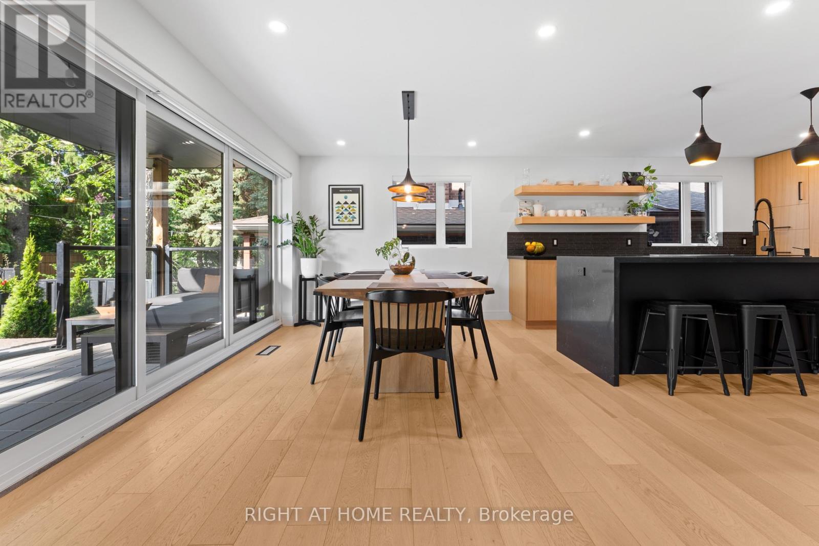 10 WINGROVE HILL - 19