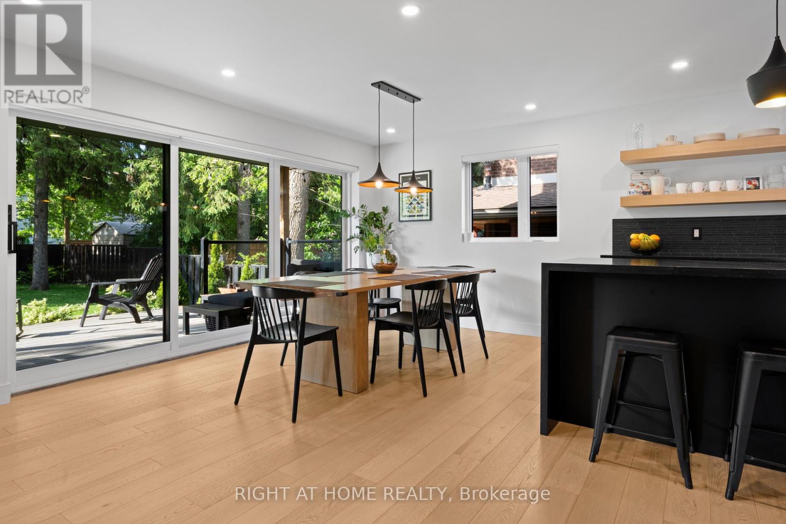 10 WINGROVE HILL - 21