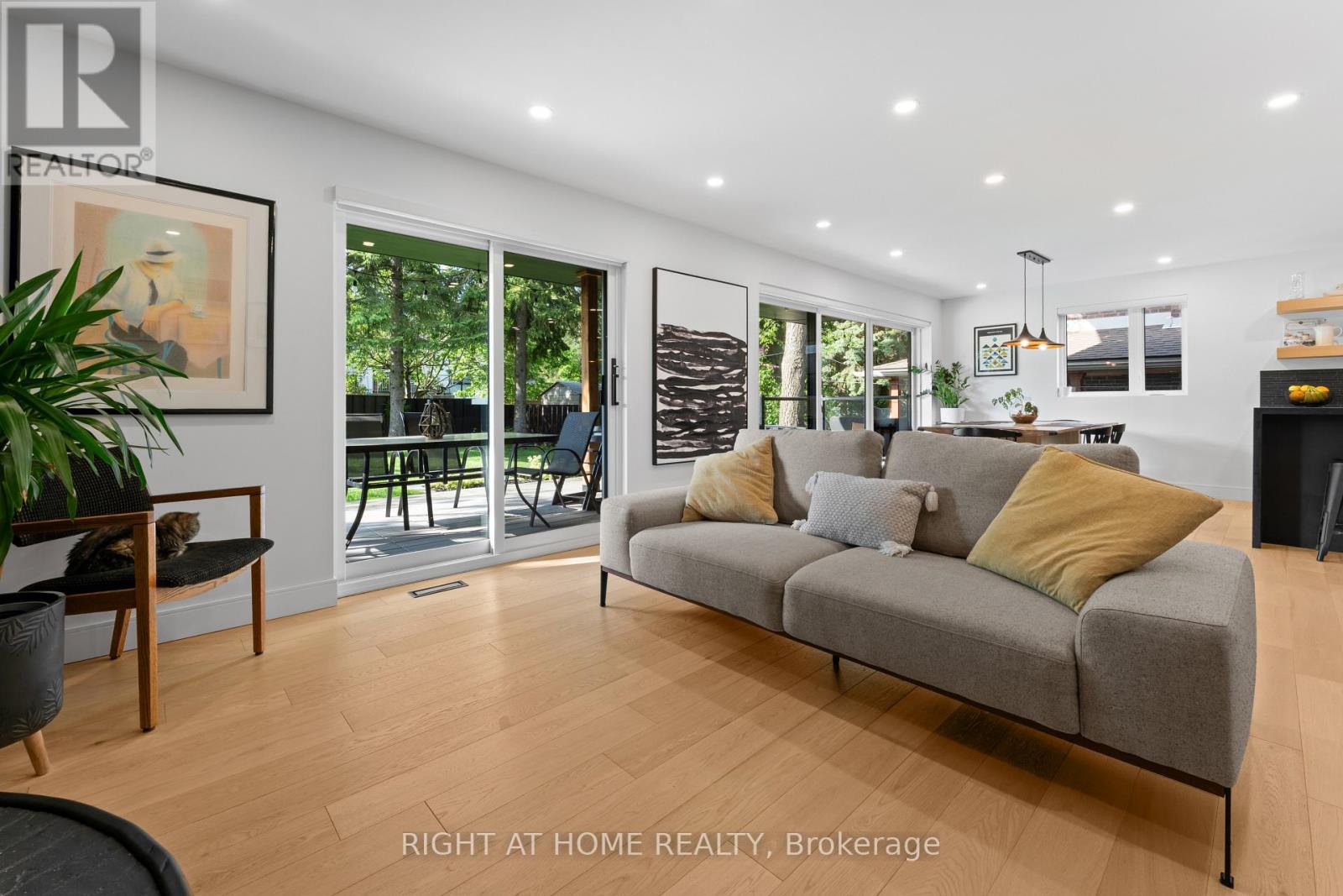 10 WINGROVE HILL - 23