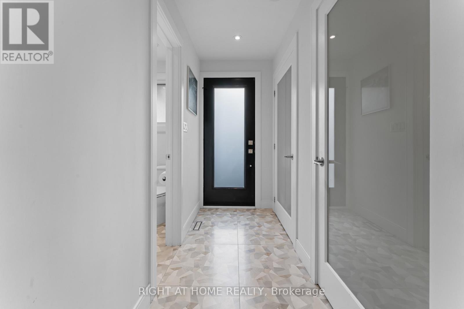 10 WINGROVE HILL - 26