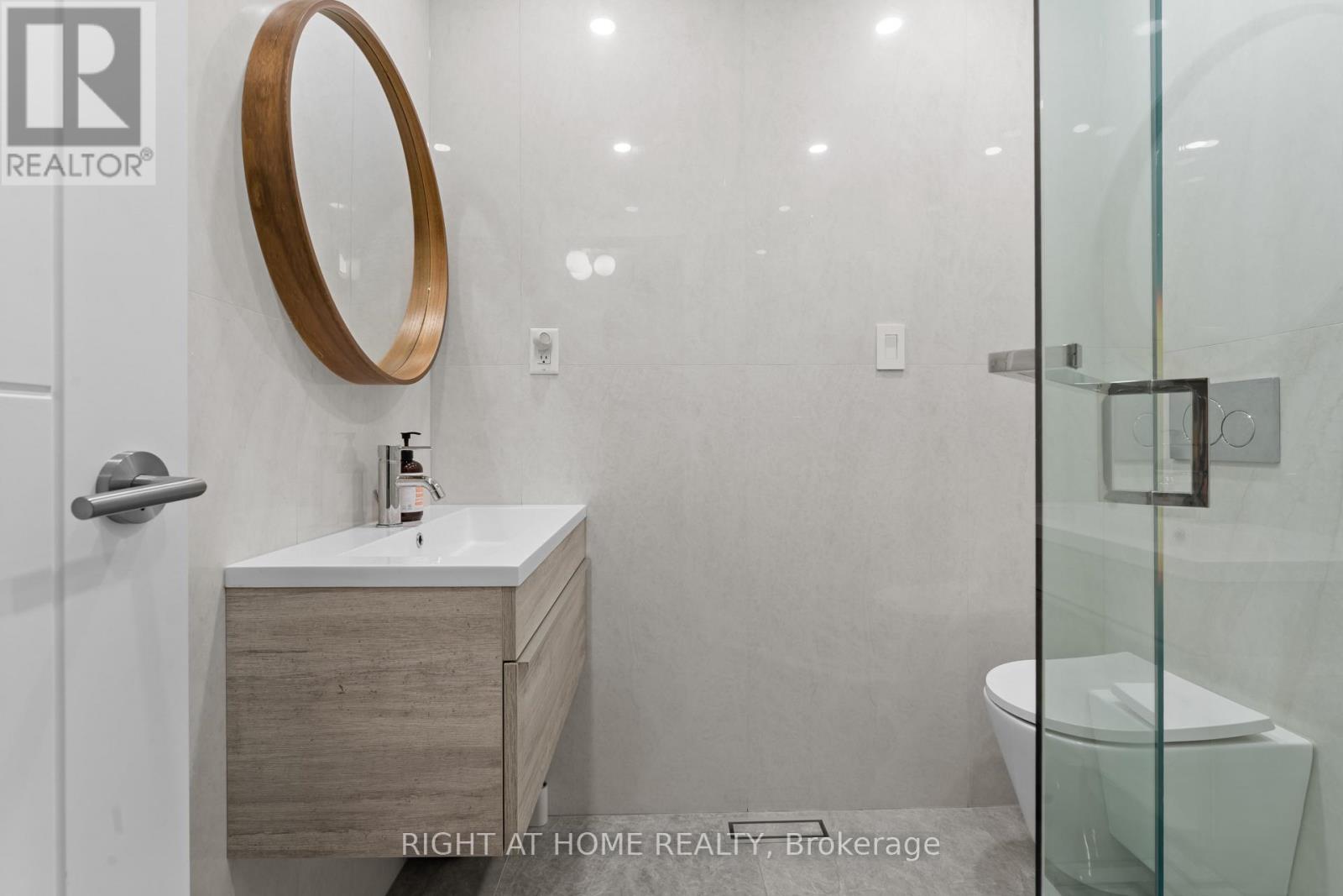10 WINGROVE HILL - 38