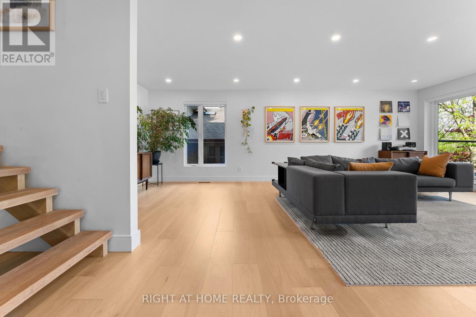 10 WINGROVE HILL - 5
