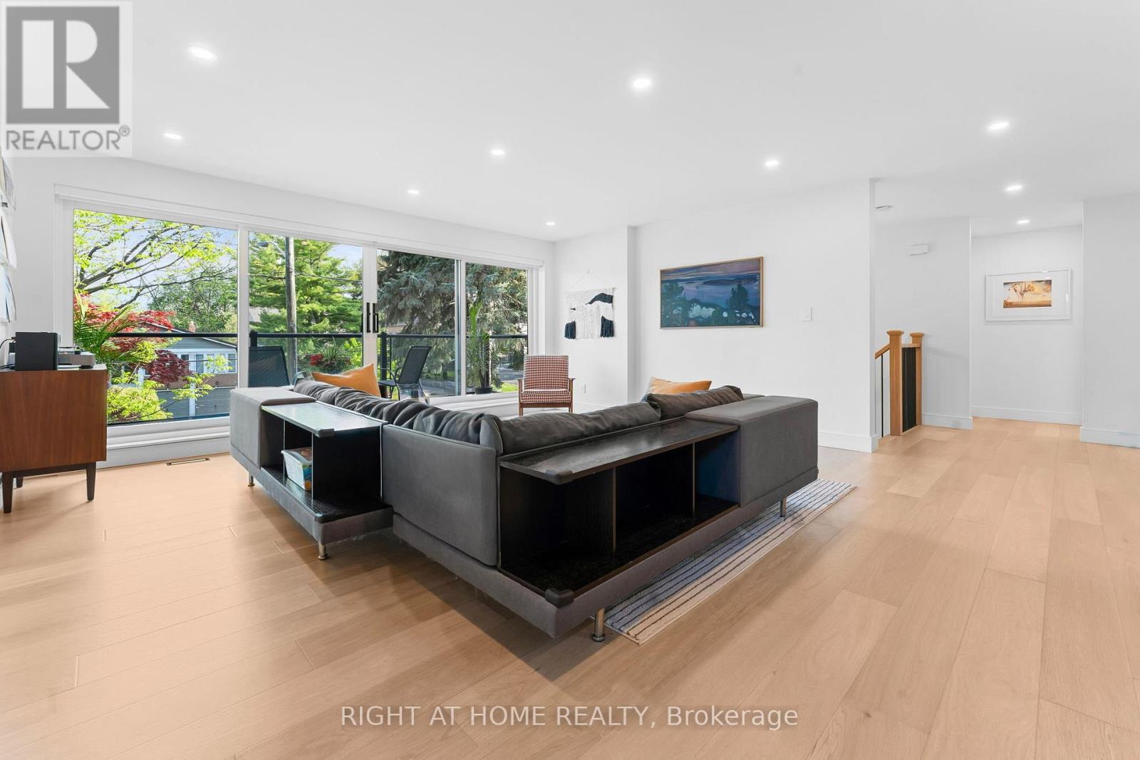 10 WINGROVE HILL - 6
