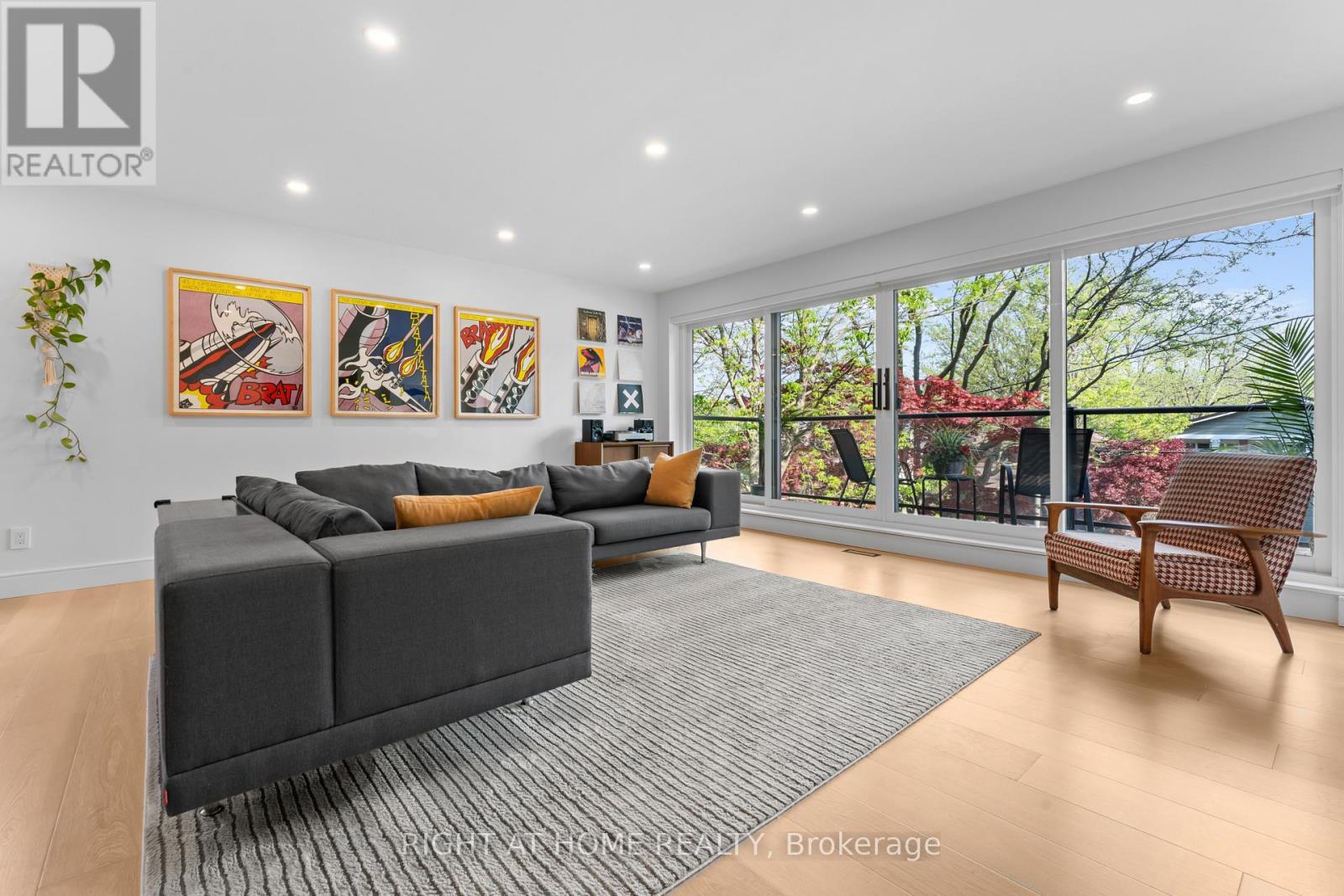 10 WINGROVE HILL - 7