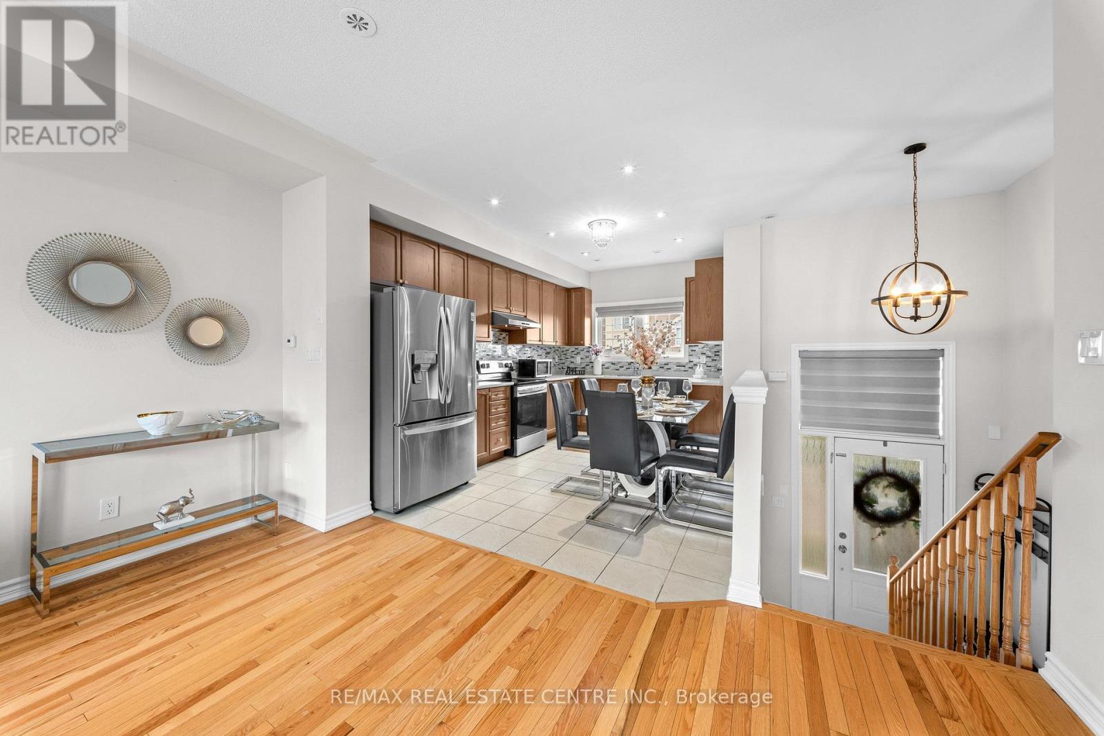 34 ASPEN HILLS ROAD - Image 11