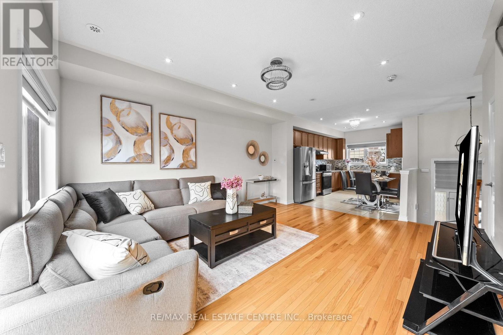 34 ASPEN HILLS ROAD - Image 8