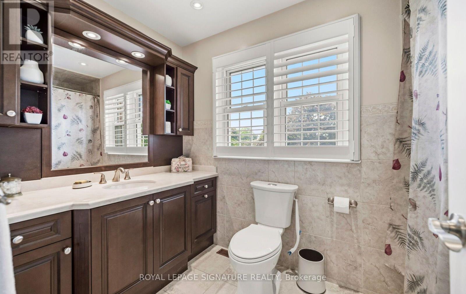 1892 BEECHKNOLL AVENUE - 23