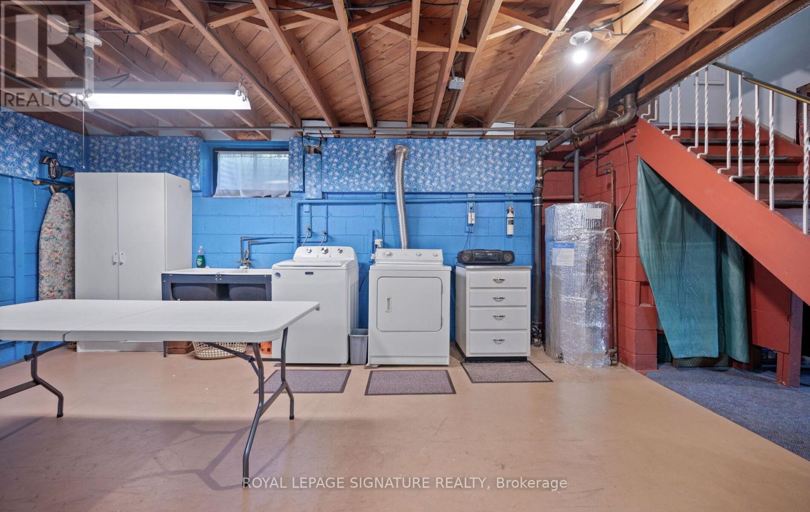 2585 JARVIS STREET - 21