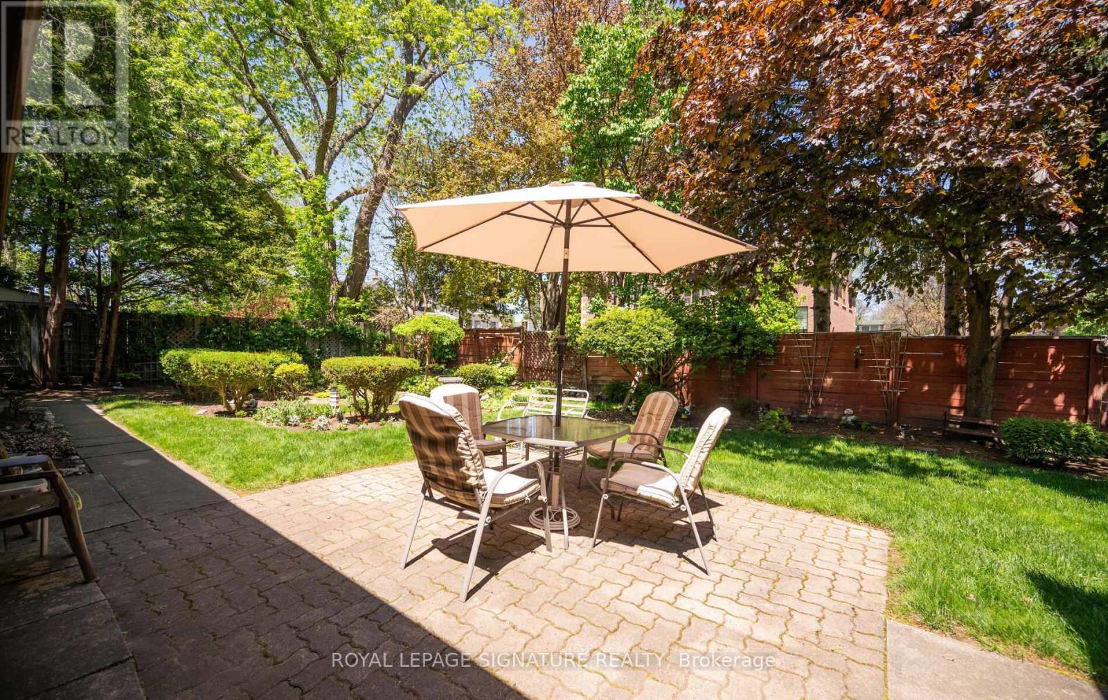 2585 JARVIS STREET - 23
