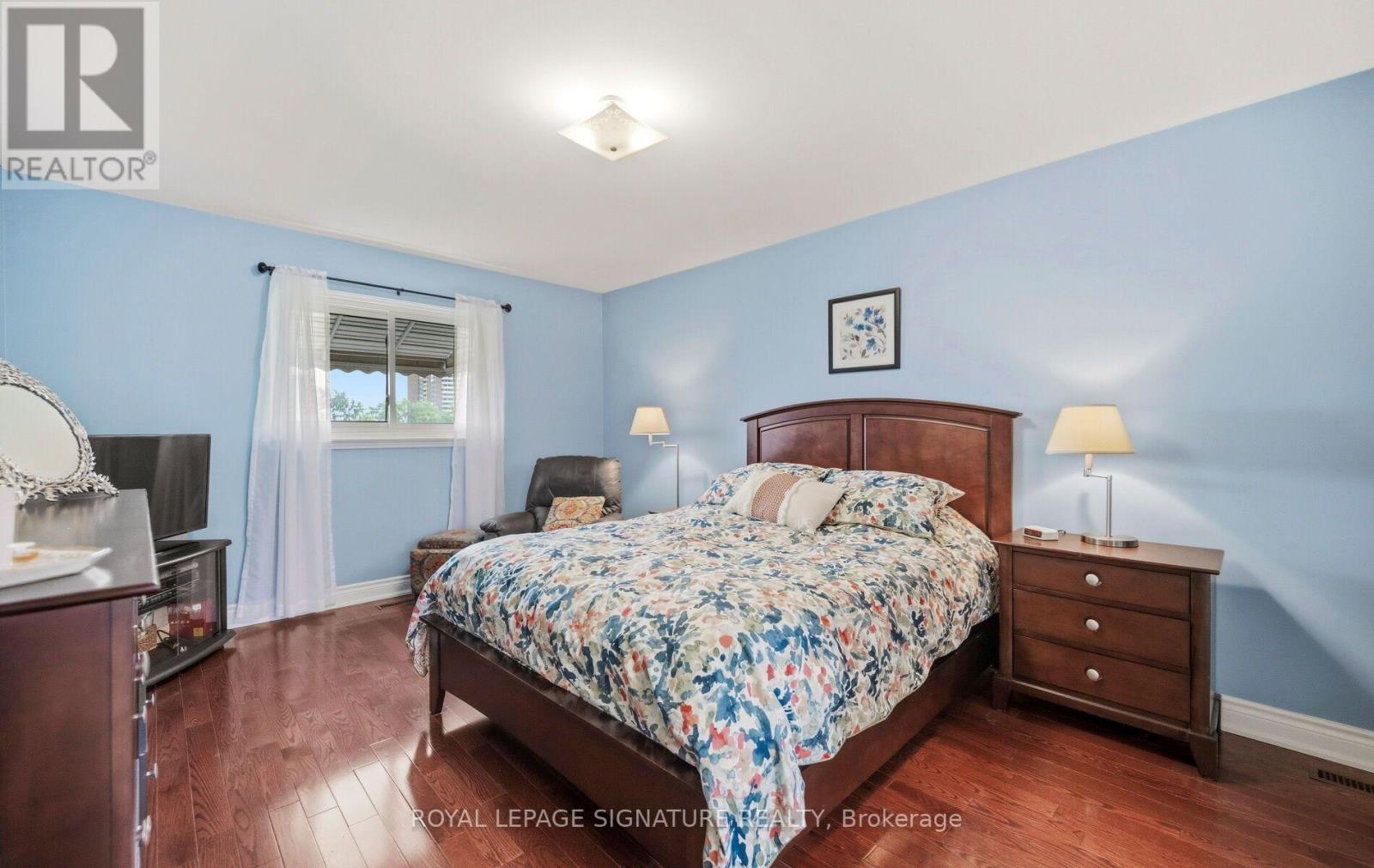 1892 BEECHKNOLL AVENUE - 17